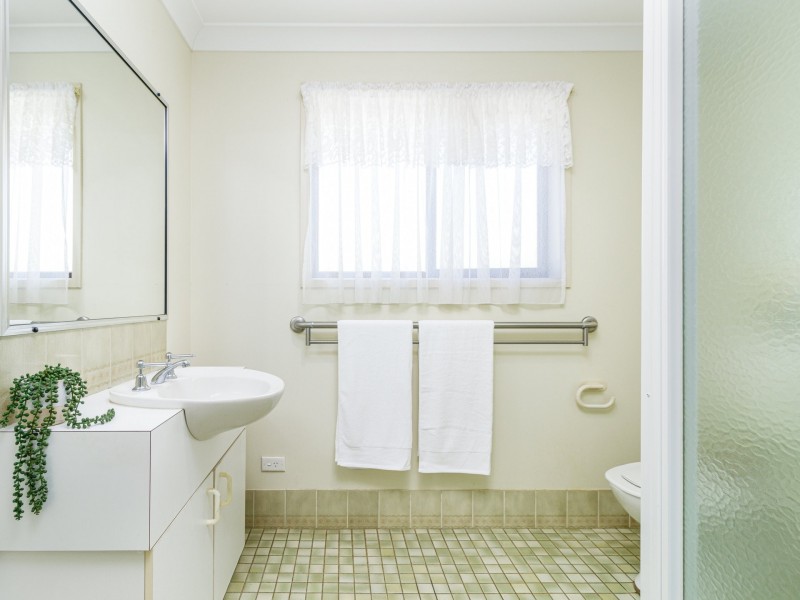 9 Swan Avenue, Cudmirrah NSW 2540