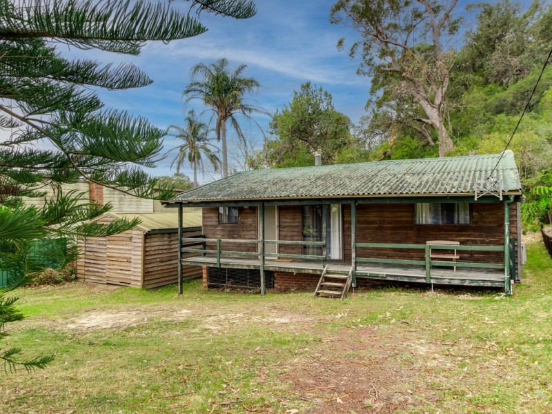 18 Pacificana Drive, Sussex Inlet NSW 2540