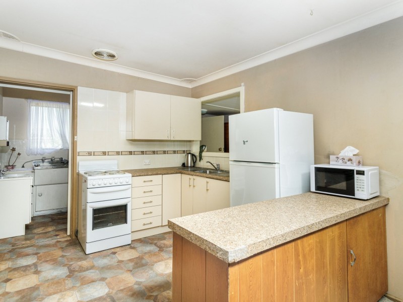 25 Waterhaven Avenue, Berrara NSW 2540