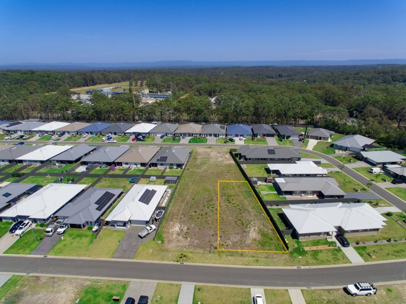 4 Bexhill Avenue, Sussex Inlet NSW 2540