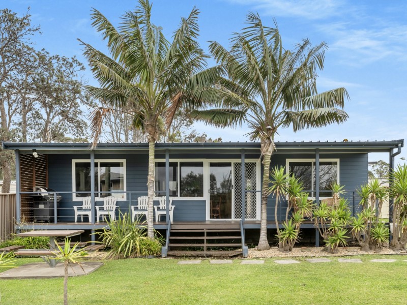 27 Silversands Drive, Berrara NSW 2540