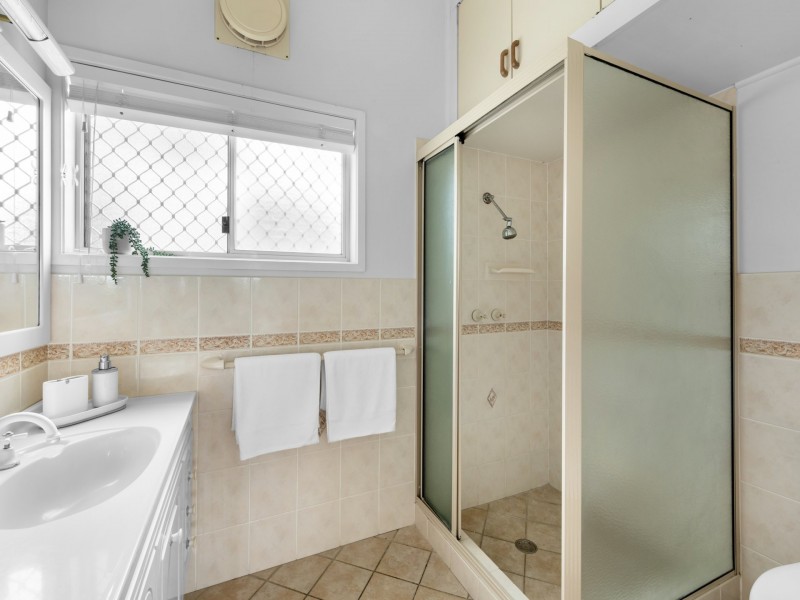 27 Silversands Drive, Berrara NSW 2540