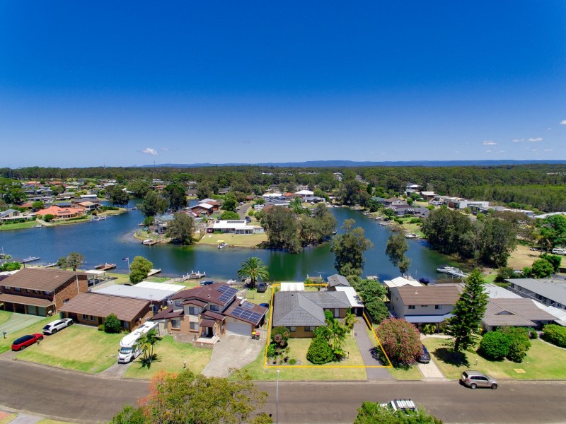 5 Teal Place, Sussex Inlet NSW 2540