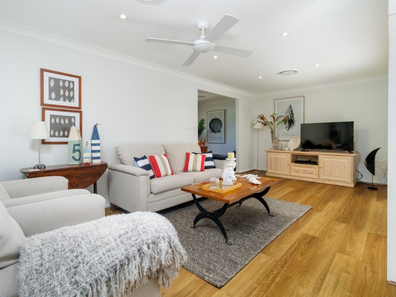 5 Teal Place, Sussex Inlet NSW 2540