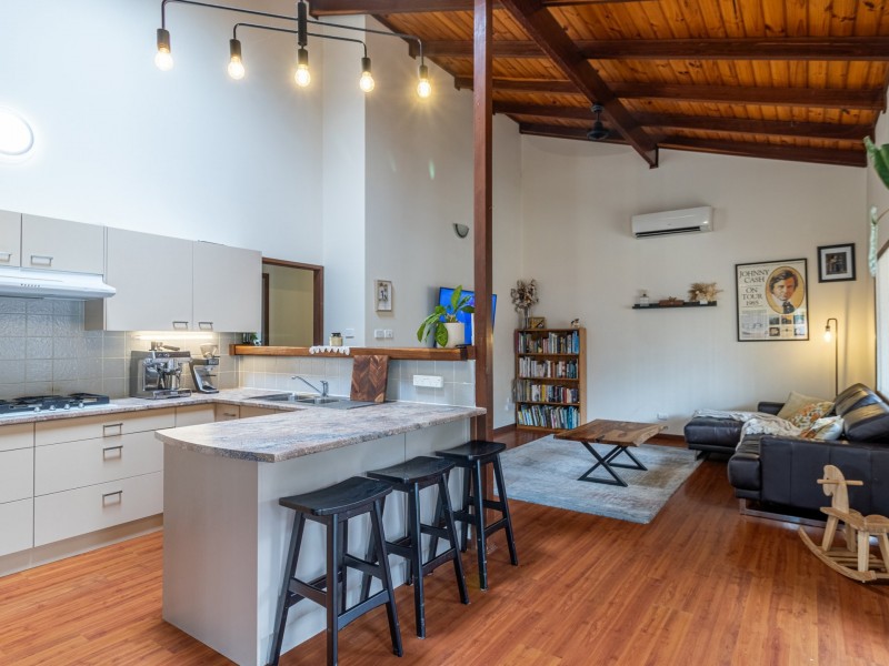 13 Lakeshore Parade, Sussex Inlet NSW 2540
