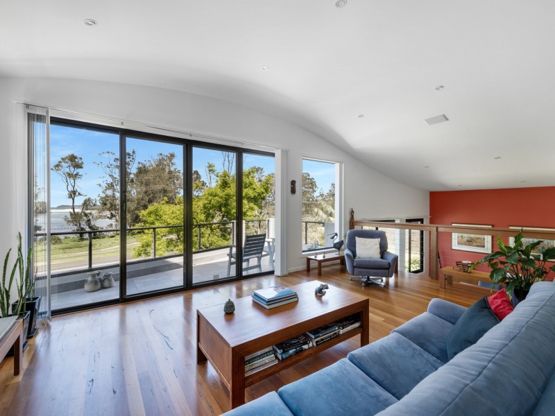 21 Lakeland Avenue, Berrara NSW 2540