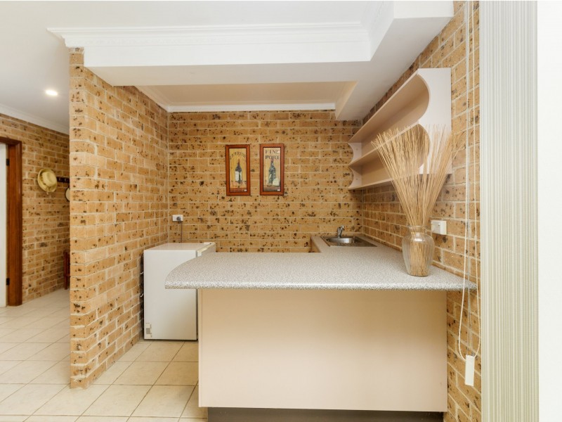 42 Tradewinds Avenue, Sussex Inlet NSW 2540