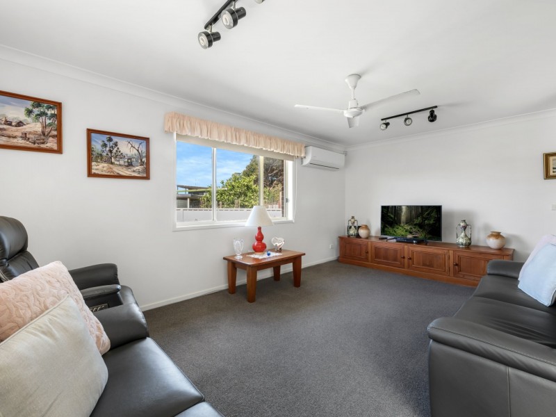 28 Lyons Road, Sussex Inlet NSW 2540