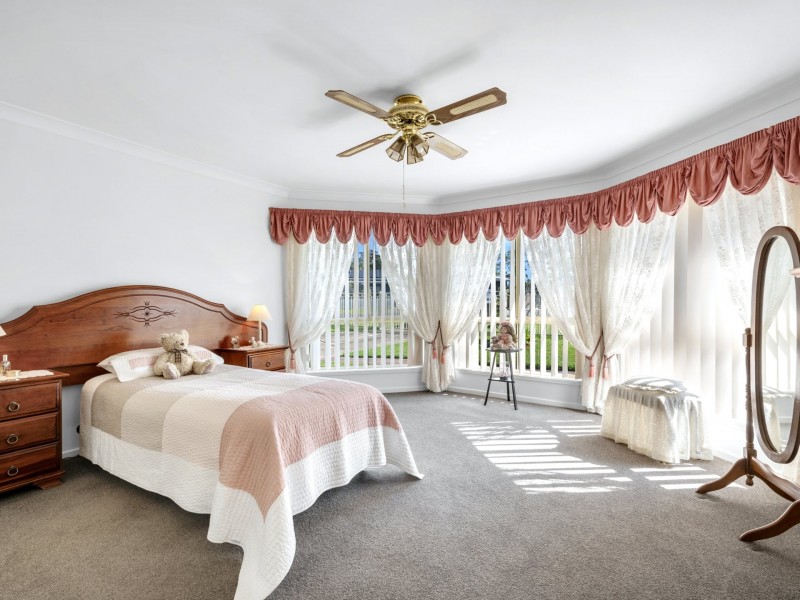 28 Lyons Road, Sussex Inlet NSW 2540