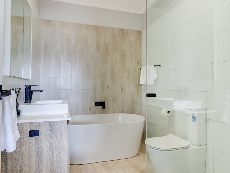 126 Jacobs Drive, Sussex Inlet NSW 2540