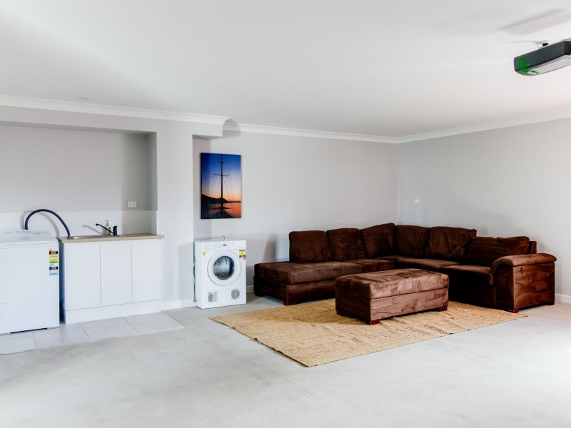 126 Jacobs Drive, Sussex Inlet NSW 2540