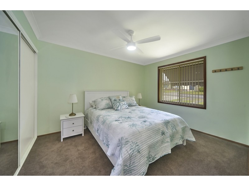 71 Sussex Inlet Rd, Sussex Inlet NSW 2540