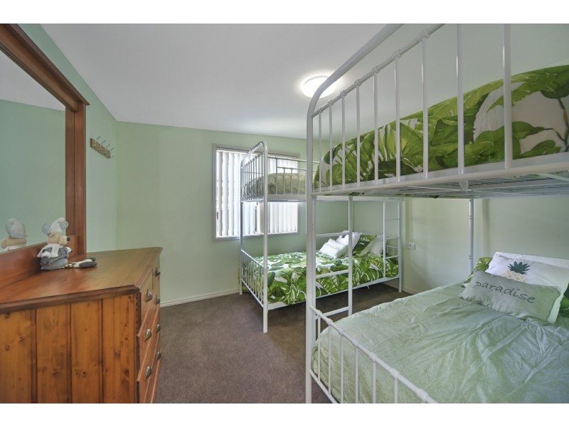 71 Sussex Inlet Rd, Sussex Inlet NSW 2540