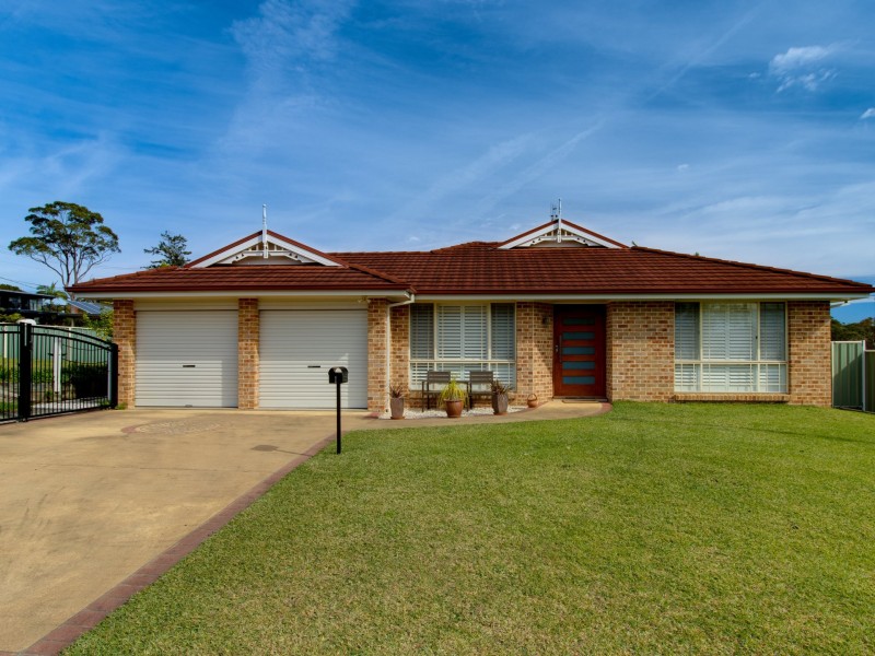 1 Tradewinds Avenue, Sussex Inlet NSW 2540
