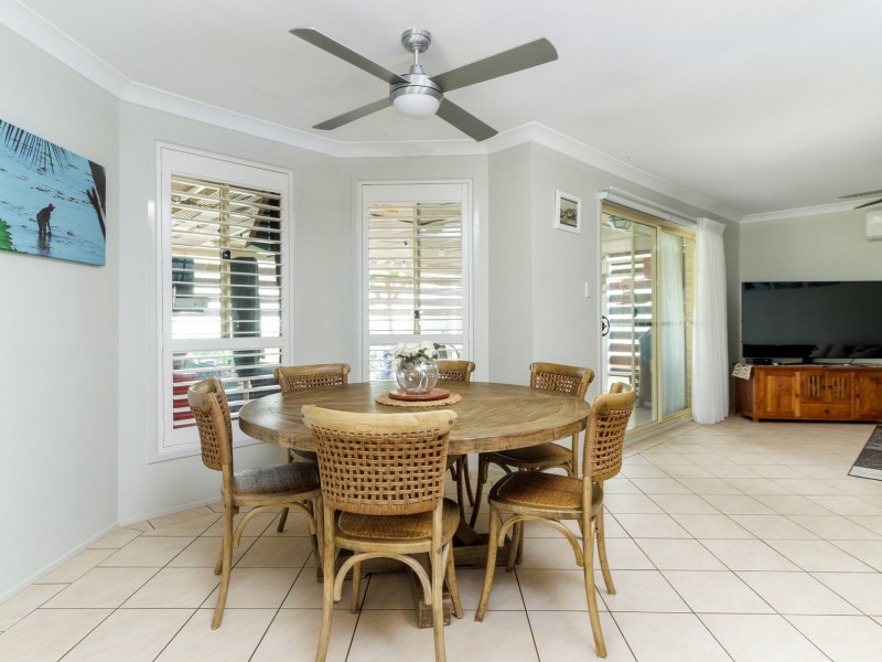 1 Tradewinds Avenue, Sussex Inlet NSW 2540