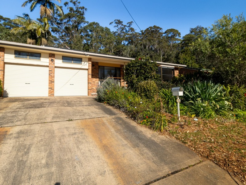 16 Wayfarer Dr, Sussex Inlet NSW 2540