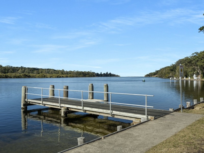 5 Edgewater Avenue, Sussex Inlet NSW 2540