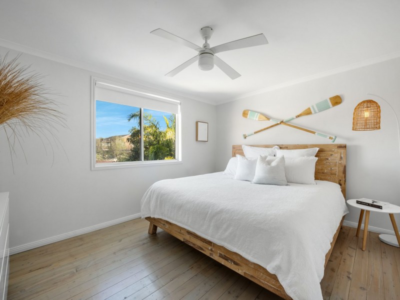 5 Edgewater Avenue, Sussex Inlet NSW 2540
