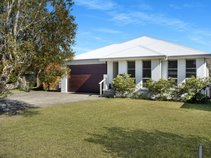 3 Plover Close, Sussex Inlet NSW 2540