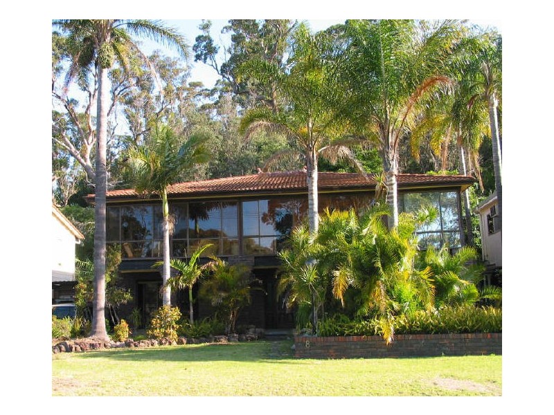 8 Alamein Road, Sussex Inlet NSW 2540