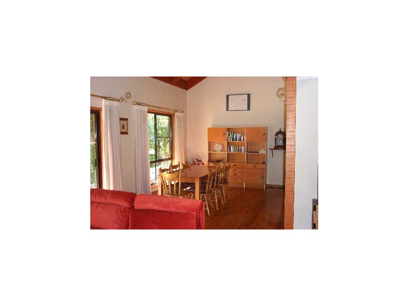 6 Blue Mist Close, Sussex Inlet NSW 2540