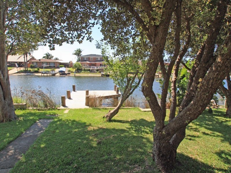 59 Cater Crescent, Sussex Inlet NSW 2540
