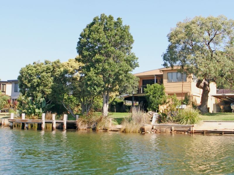59 Cater Crescent, Sussex Inlet NSW 2540