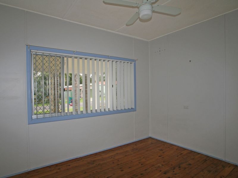 4 Christine Street, Sussex Inlet NSW 2540