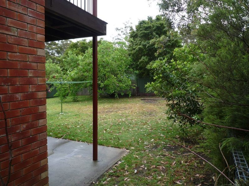 8 Lakeshore Parade, Sussex Inlet NSW 2540