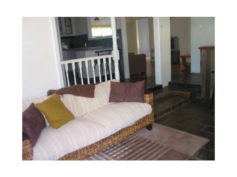 24 Kirpson Street, Berrara NSW 2540