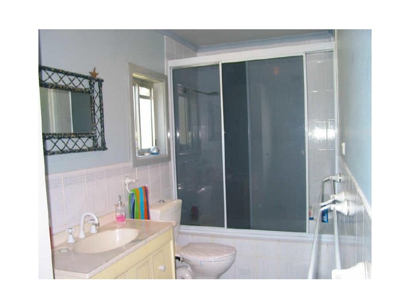 24 Kirpson Street, Berrara NSW 2540