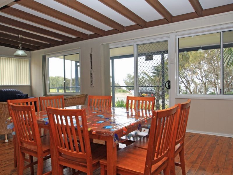 27 Silversands Drive, Berrara NSW 2540