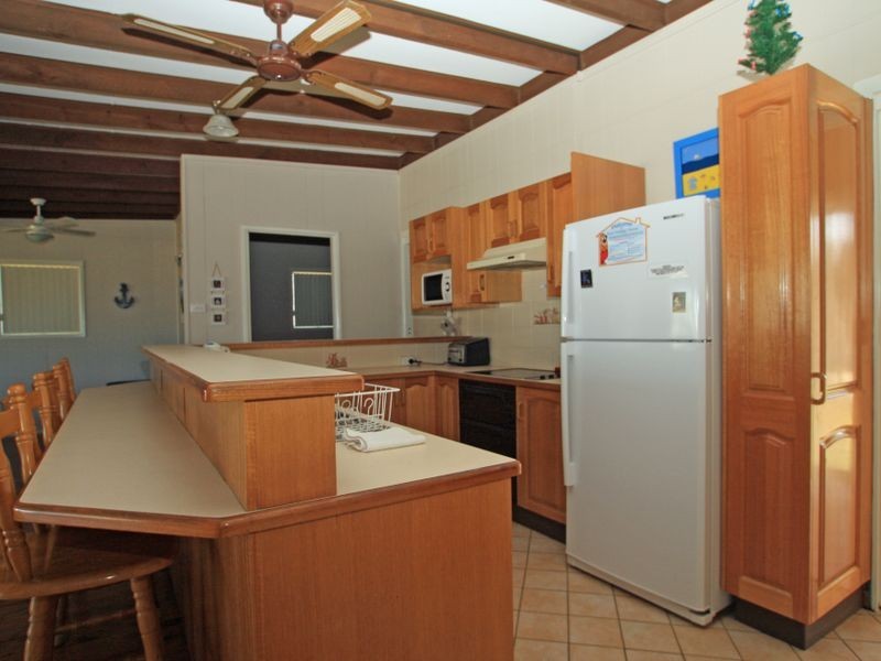 27 Silversands Drive, Berrara NSW 2540