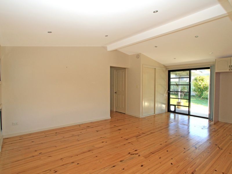 14 Cater Crescent, Sussex Inlet NSW 2540