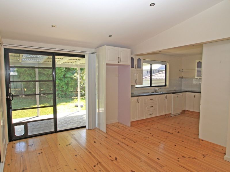 14 Cater Crescent, Sussex Inlet NSW 2540