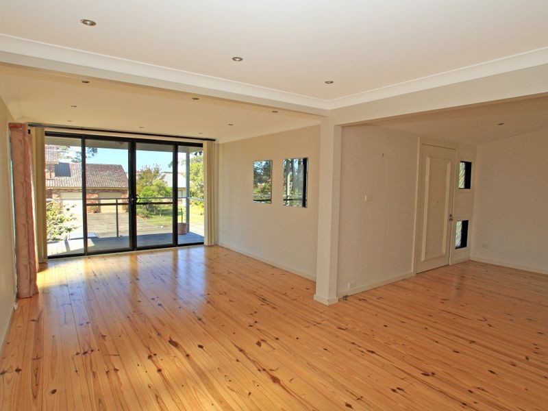 14 Cater Crescent, Sussex Inlet NSW 2540