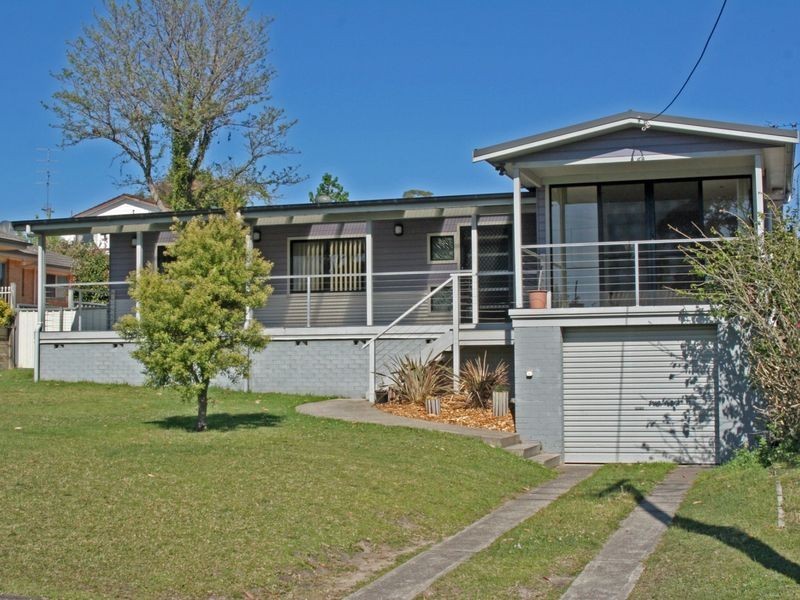 14 Cater Crescent, Sussex Inlet NSW 2540