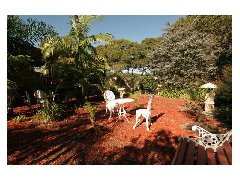 207 River Road, Sussex Inlet NSW 2540