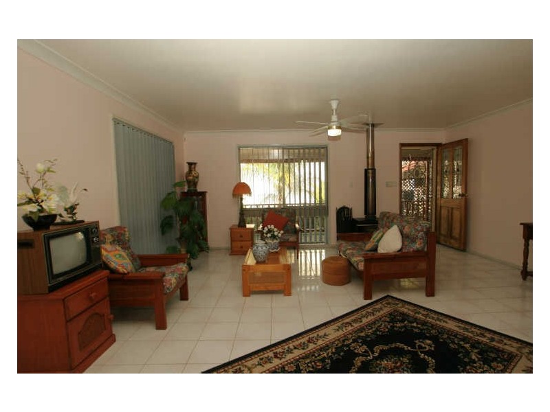 207 River Road, Sussex Inlet NSW 2540