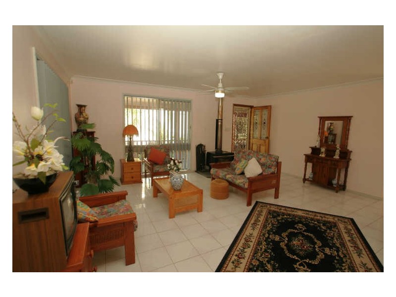 207 River Road, Sussex Inlet NSW 2540