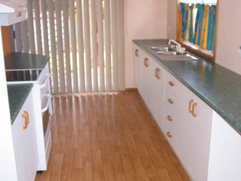 10 Blue Mist Close, Sussex Inlet NSW 2540