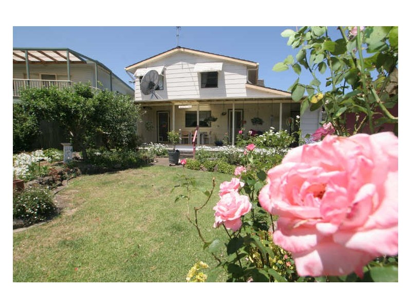 5 Beachview Avenue, Berrara NSW 2540