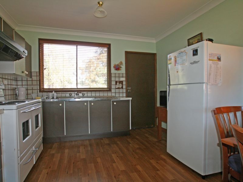 18 Beachway Avenue, Berrara NSW 2540