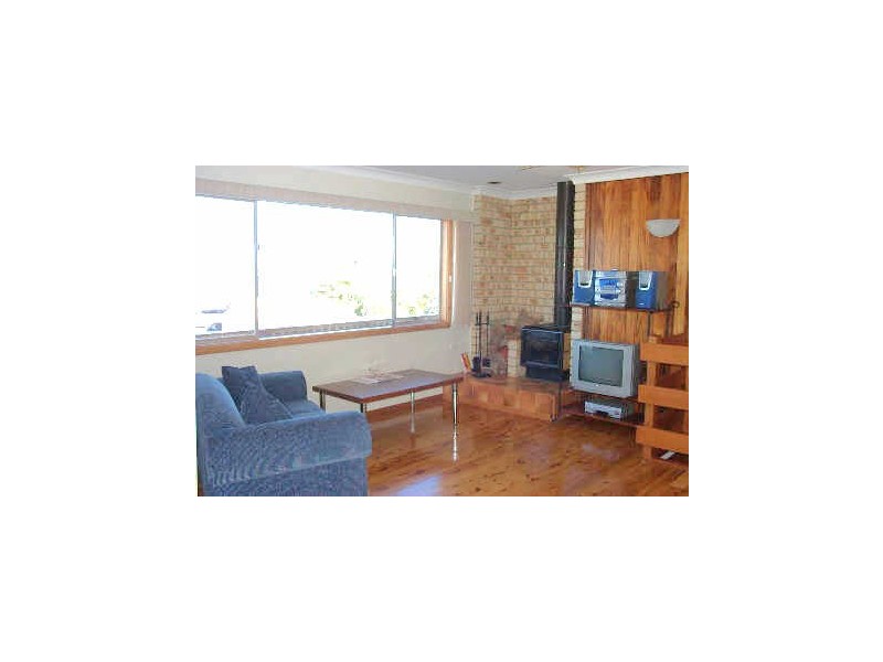 10 Surfway Avenue, Berrara NSW 2540