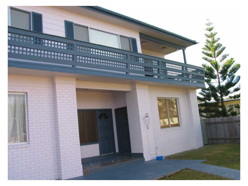 10 Surfway Avenue, Berrara NSW 2540