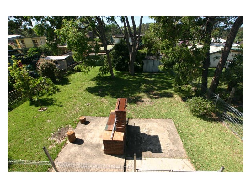 8 Lakeway Avenue, Berrara NSW 2540