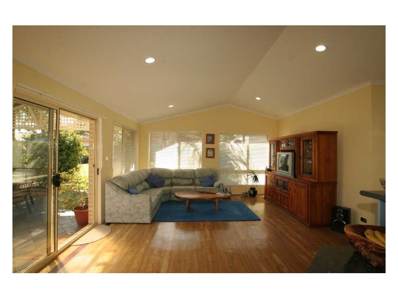 3 River Road, Sussex Inlet NSW 2540