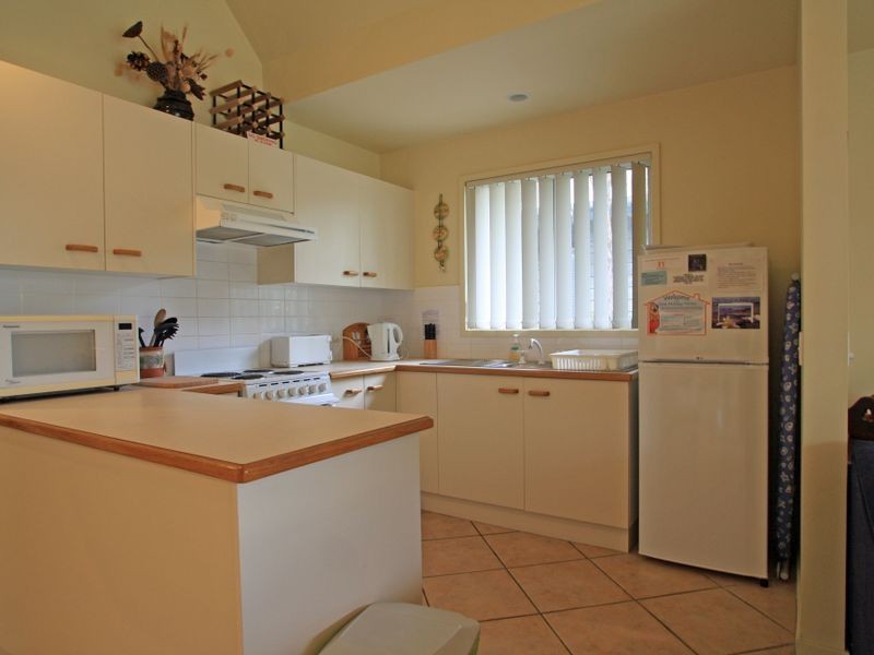 Chalet 3 Berrara Road, Berrara NSW 2540