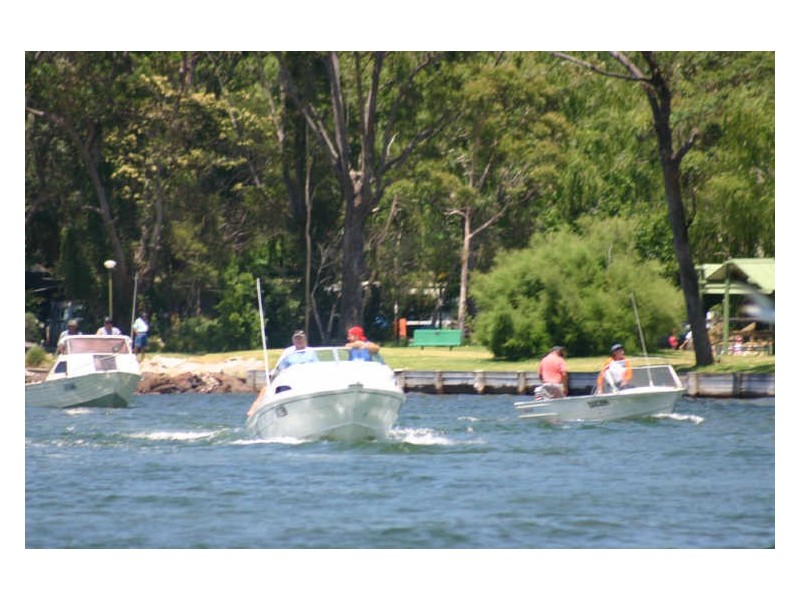 9 Riviera Avenue, Sussex Inlet NSW 2540