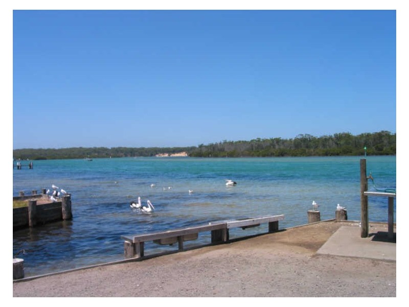 9 Riviera Avenue, Sussex Inlet NSW 2540